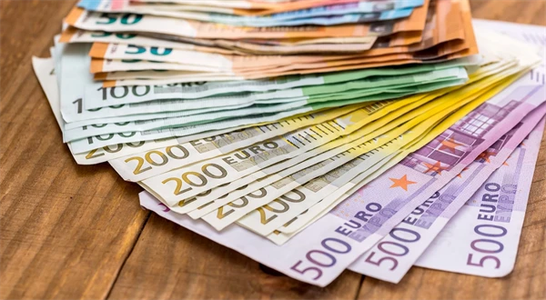 Nemocenské, materské aj ošetrovné porastú. Od januára 2026 sa menia dávky