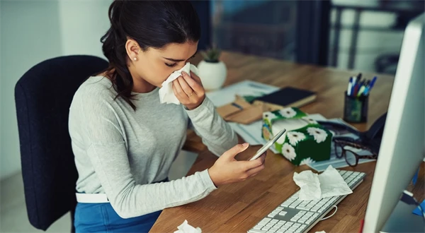 Sociálne dávky pre živnostníkov sa od januára zvýšia. O koľko si prilepšia?