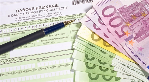 Kto musí podať daňové priznanie za rok 2025 a komu sa oplatí aj bez povinnosti