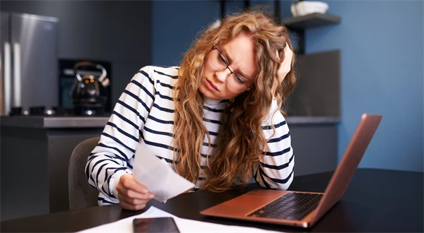 Februárová výplata prekvapí: zamestnanci zaplatia viac na odvodoch