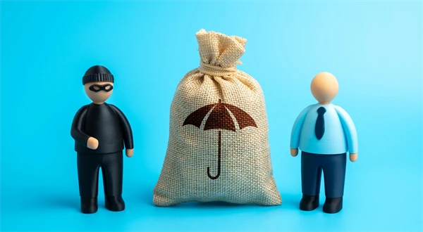 Otec chcel zarobiť na chorom bábätku, klient ukrýval „ukradnuté“ auto: poistné podvody na Slovensku