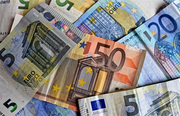 Nový systém zvyšovania dôchodkov: Čo čaká penzistov od roku 2024?